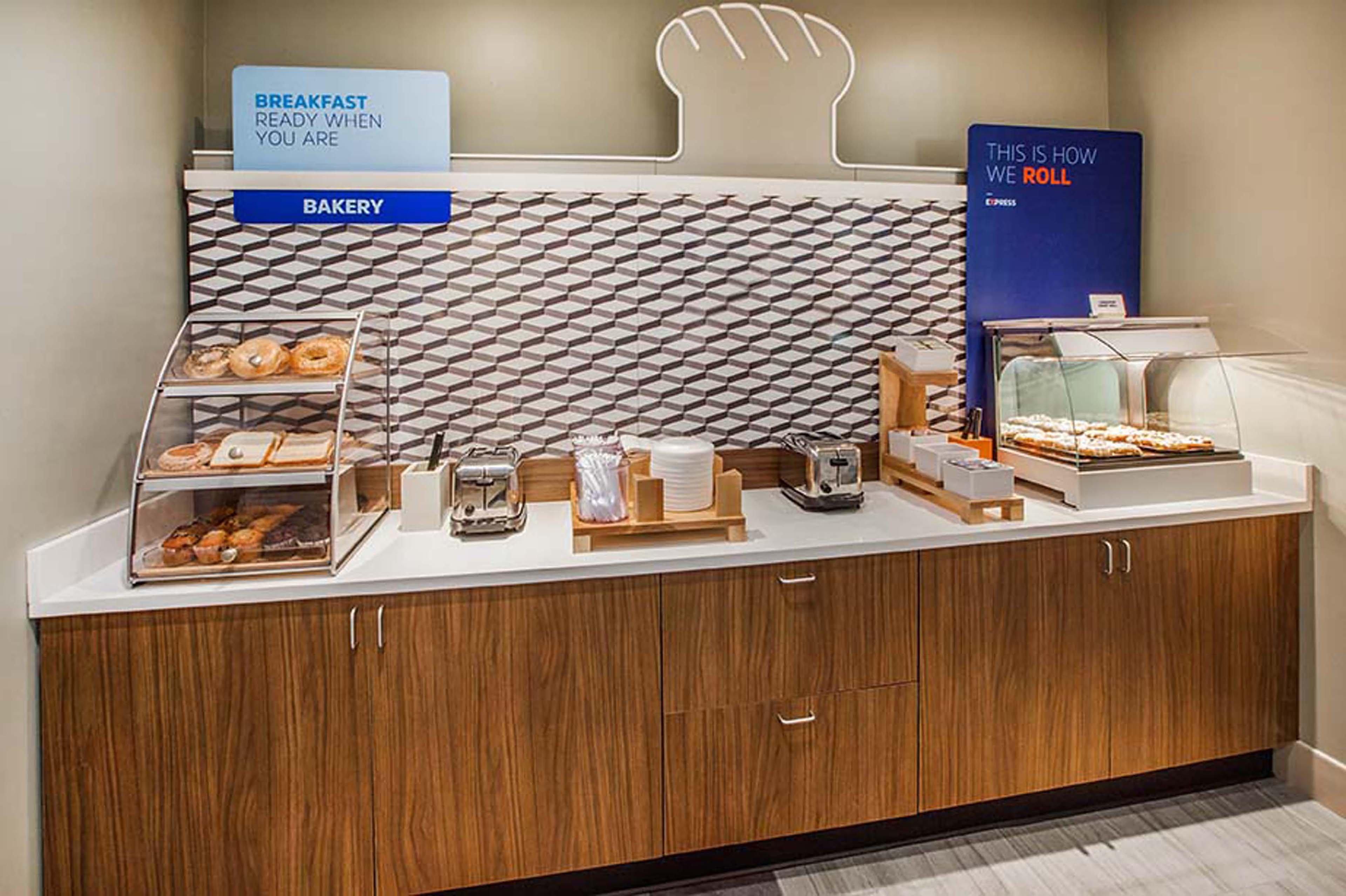 Holiday Inn Express Rochelle By Ihg Eksteriør billede