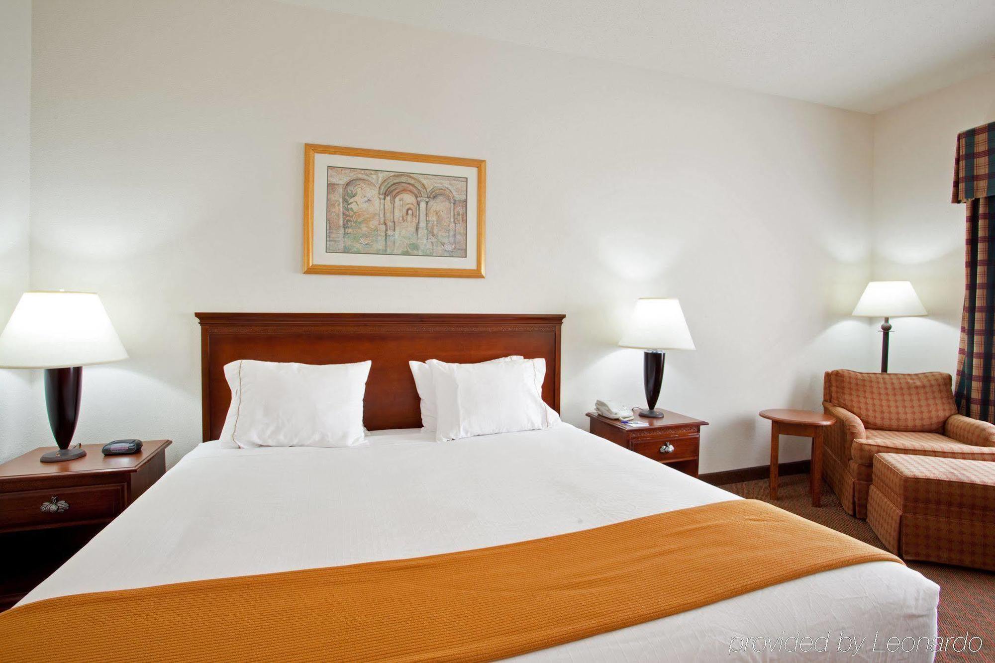 Holiday Inn Express Rochelle By Ihg Eksteriør billede